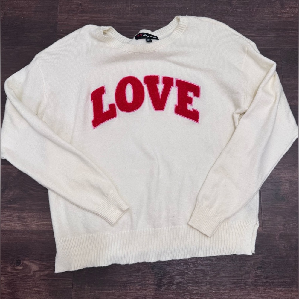 Cream Size Medium Sweater with Red 'LOVE' Design
